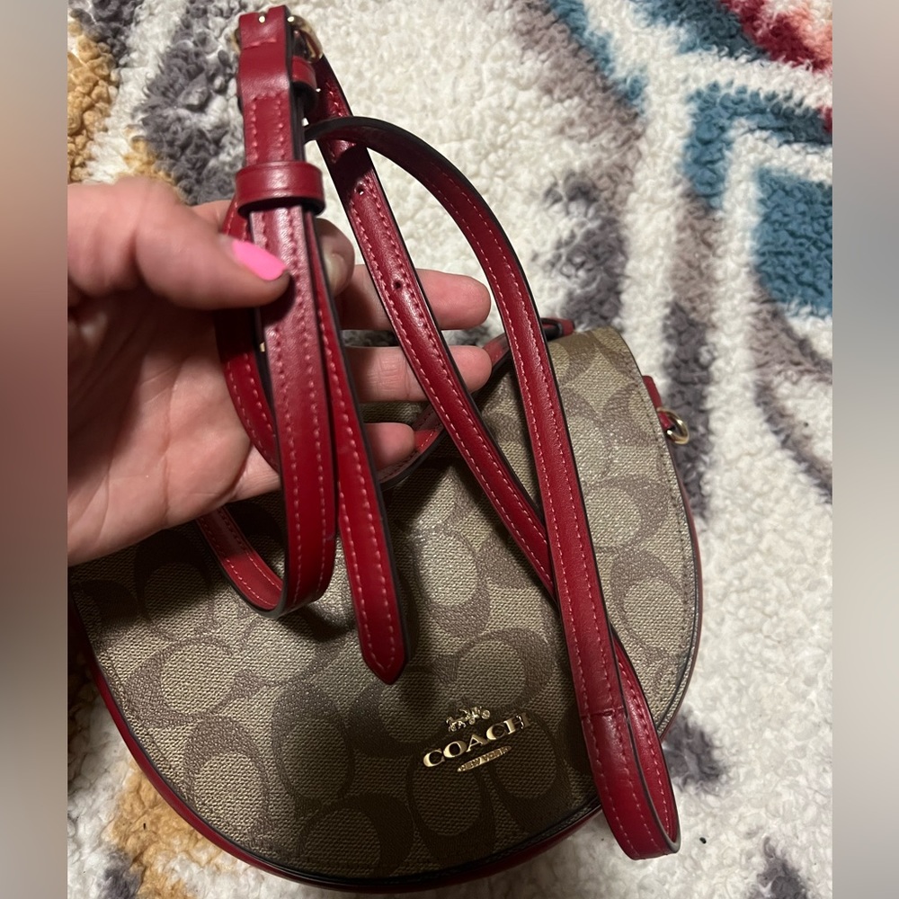 Coach Shoulder Purse - Picture 3 of 12
